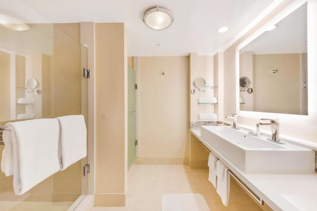 Bay View Suite Two Queens