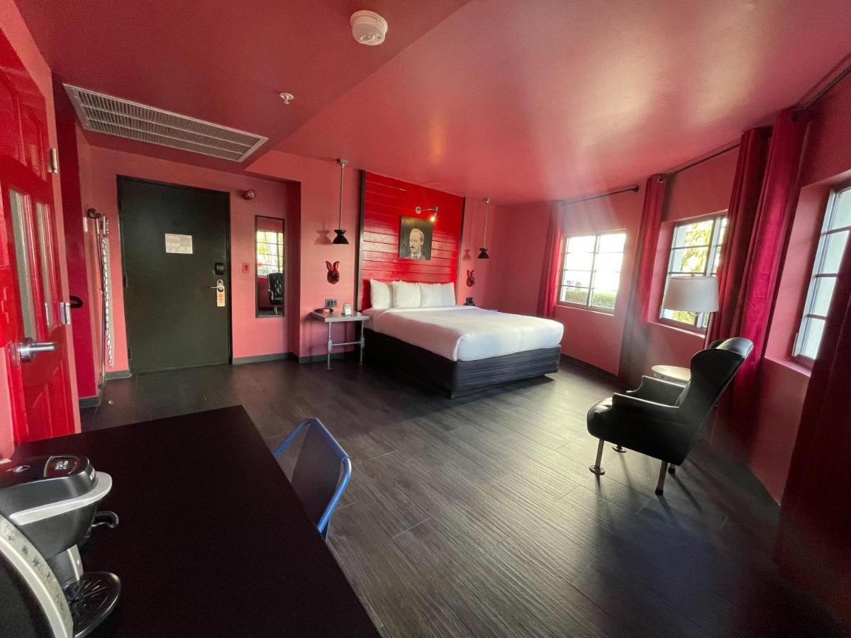King Room - Disability Access,1346335799:JPEG
