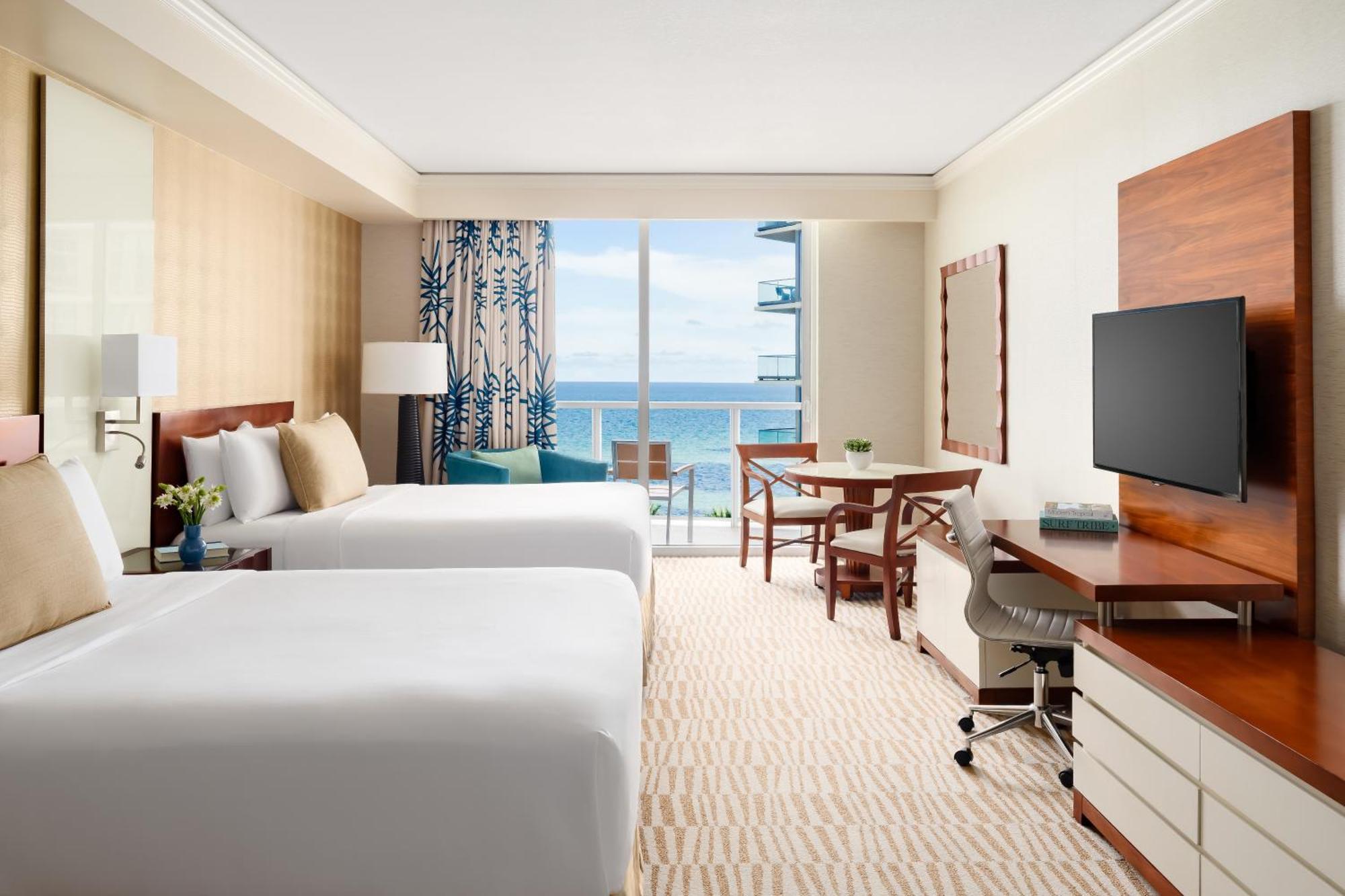 Deluxe Studio Two Queen Beds Ocean View