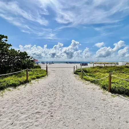Secret Garden Miami Beach-3